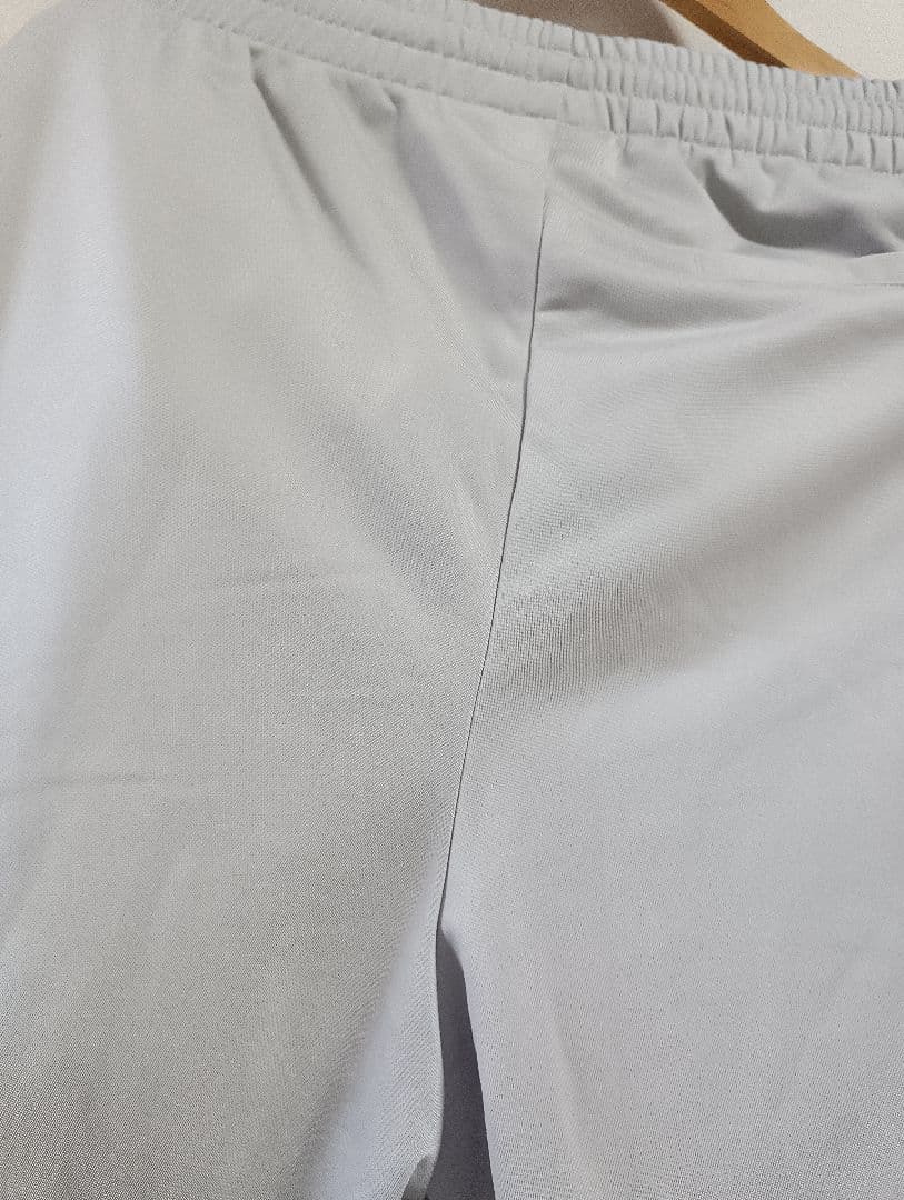 adidas ライトグレー ファイヤーバード 2XL 美品 IA6330