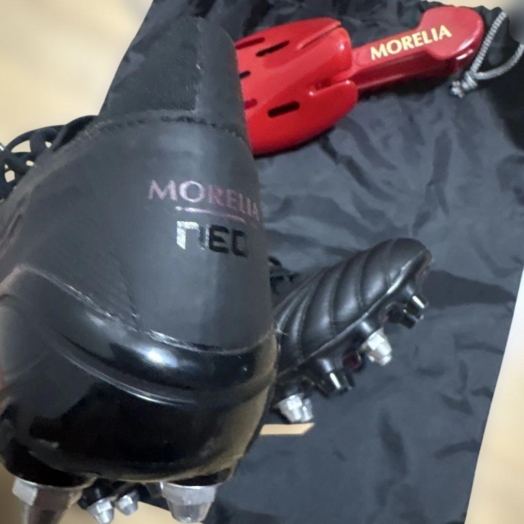MORELIA NEO ブラック サッカーシューズ