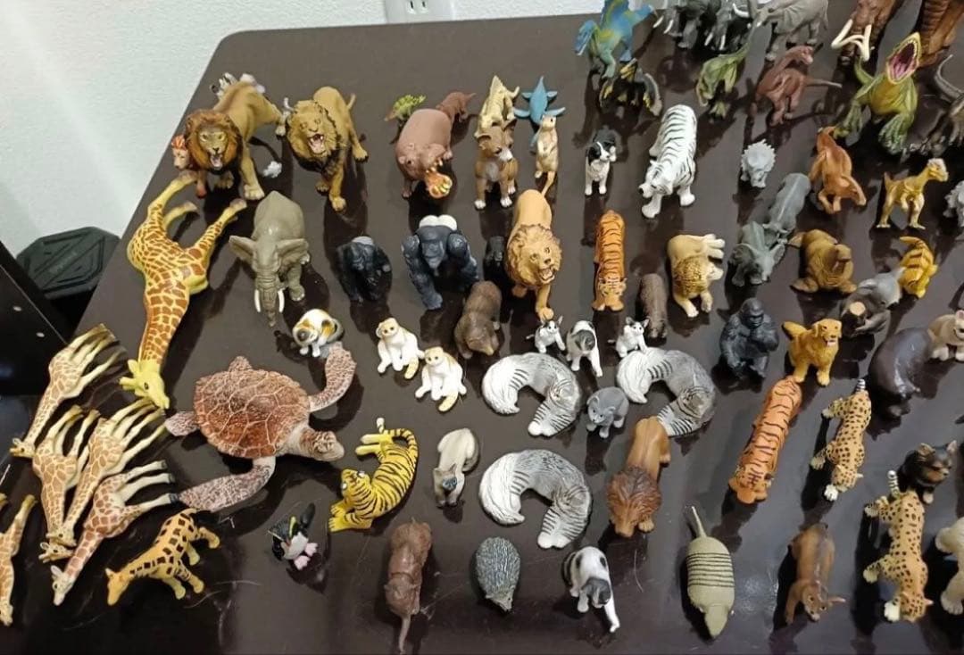 動物と恐竜のフィギュアセット約80体　 まとめ売り