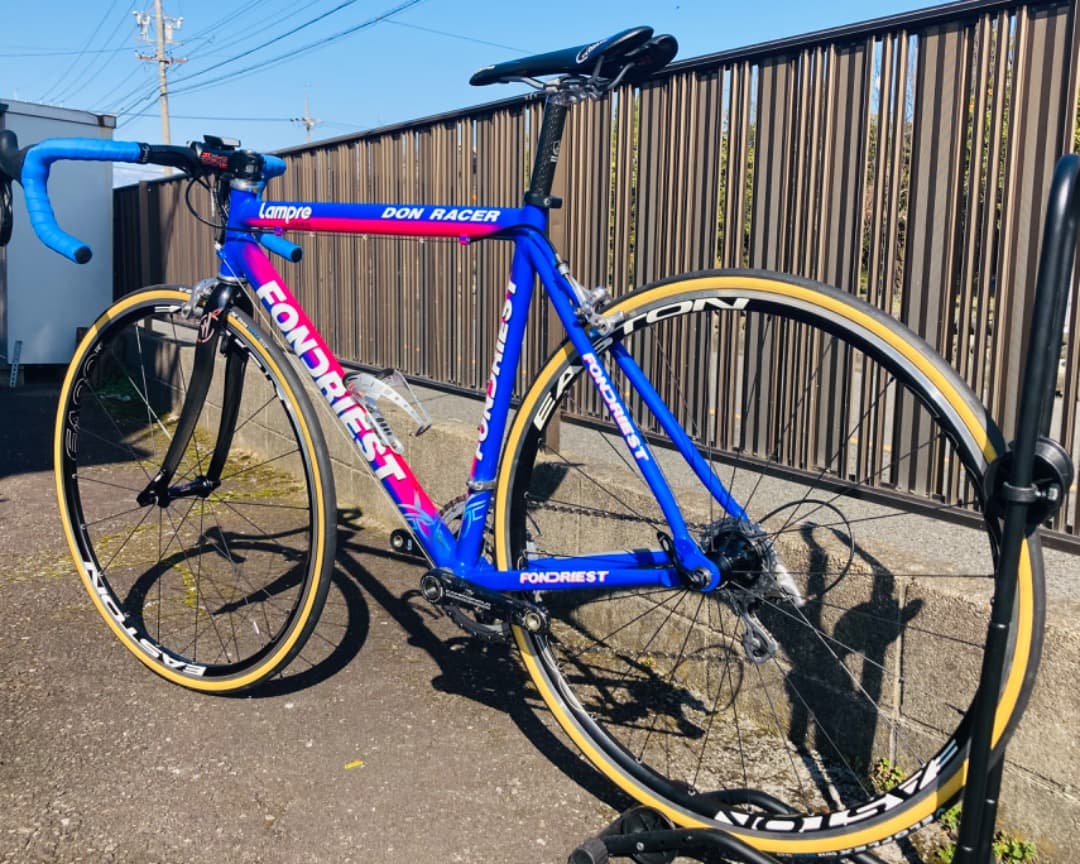 FONDRIEST DON RACER lampreカラー　ロードバイク