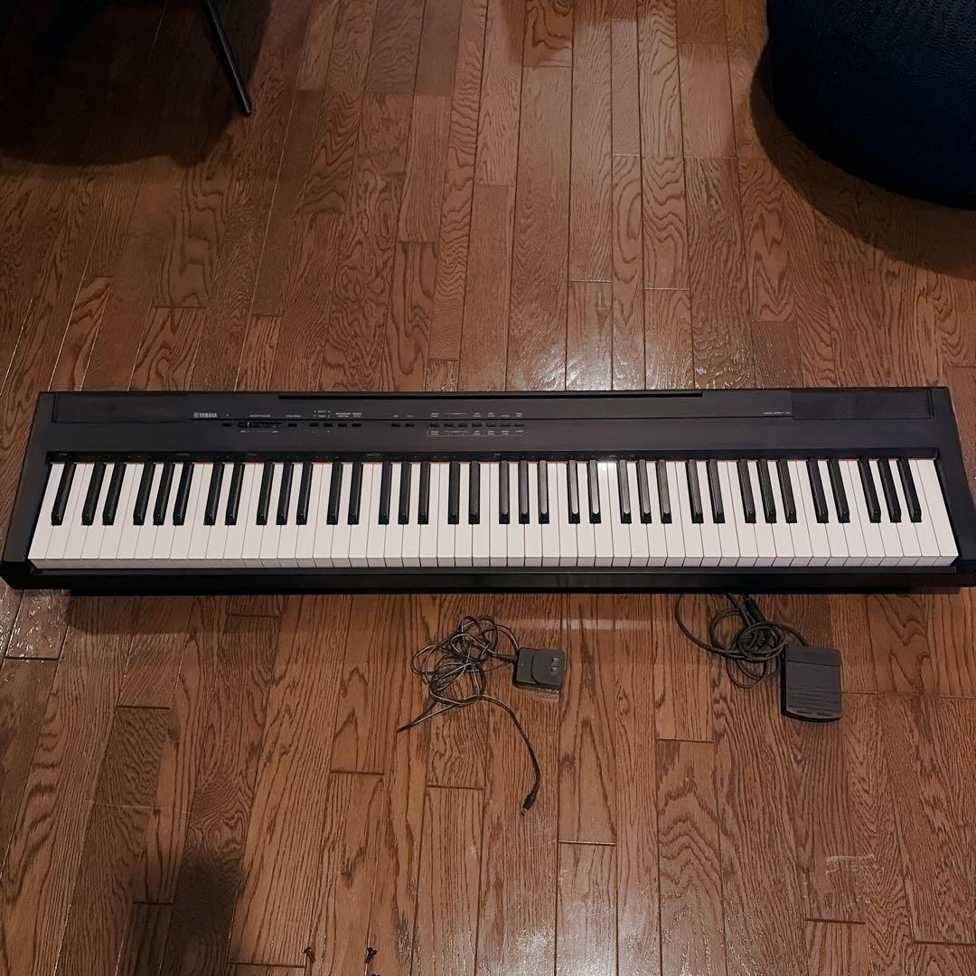 YAMAHA ヤマハ P-105 電子ピアノ　譜面台　ペダル付き