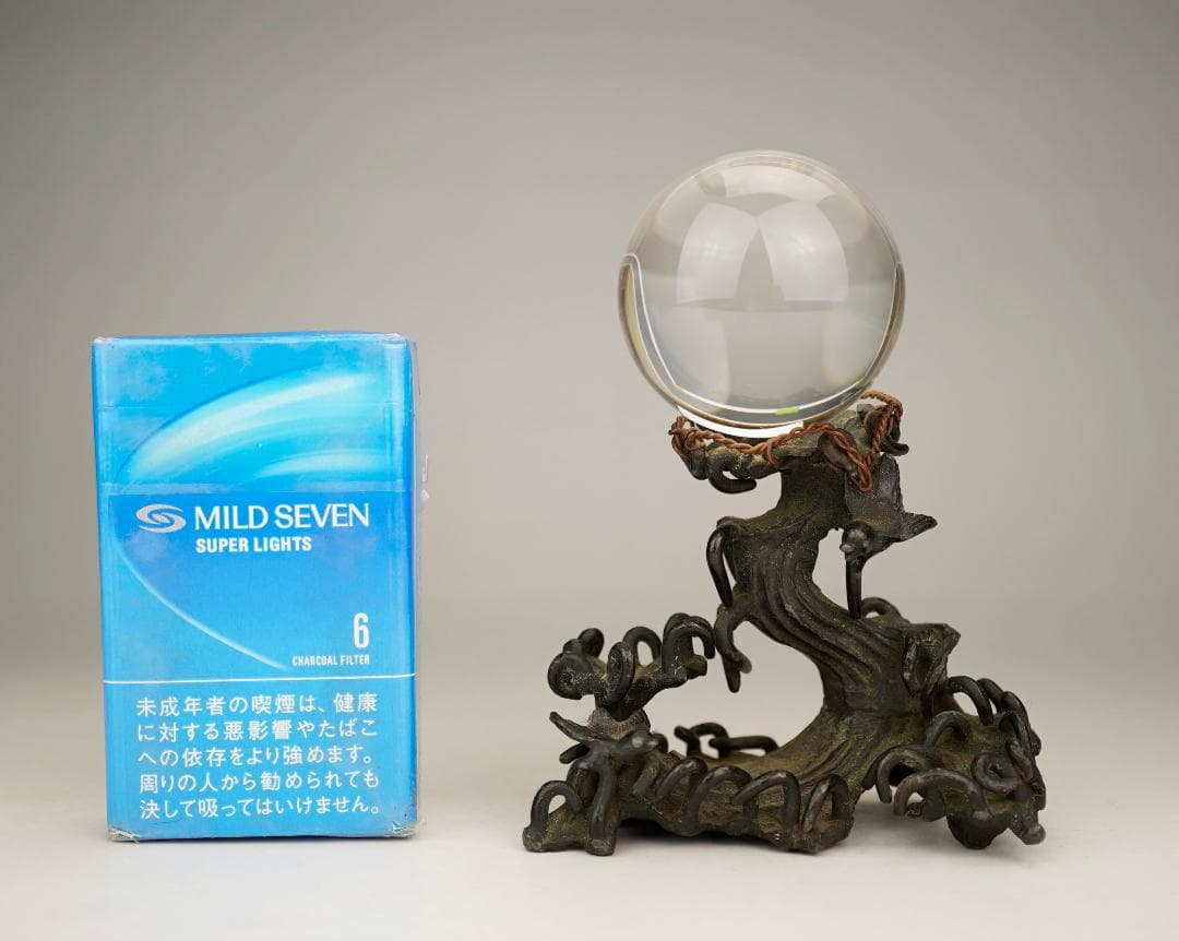 天然水晶玉 径5.1cm 古銅波千鳥彫台座付 木箱附
