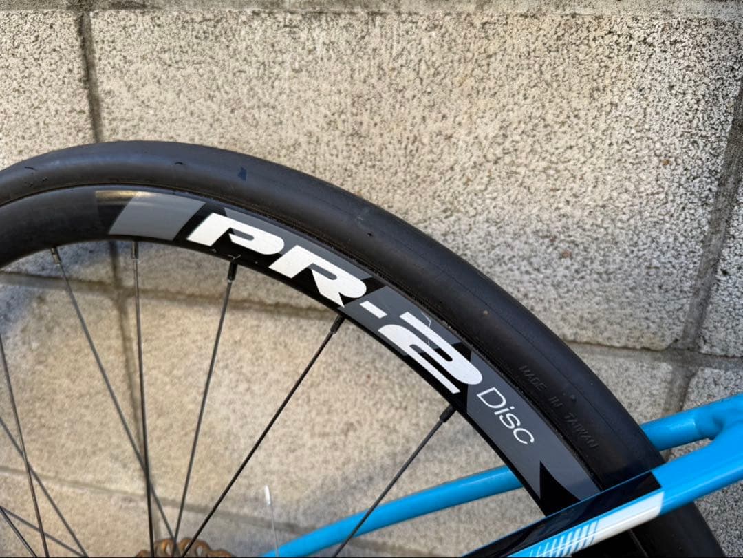 GIANT DEFY 105 11速　DISC アルミフレーム　送料無料
