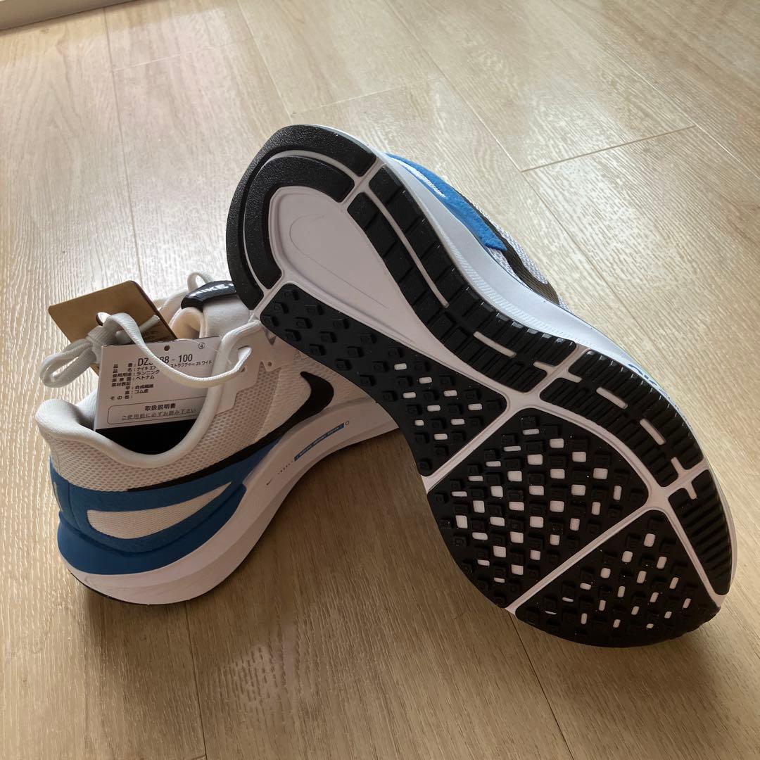 Nike ランニングシューズ エアズームストラクチャー25ワイド