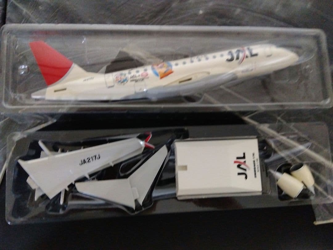JAL EMBRAER 170 スケール1:1002個セット