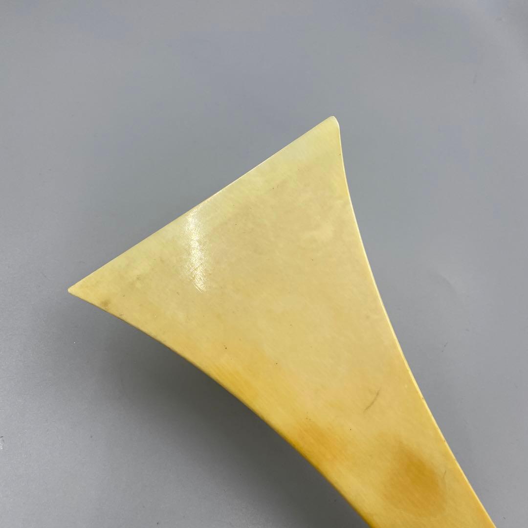 239ヴィンテージ 天然素材　三味線バチ　重さ約110g