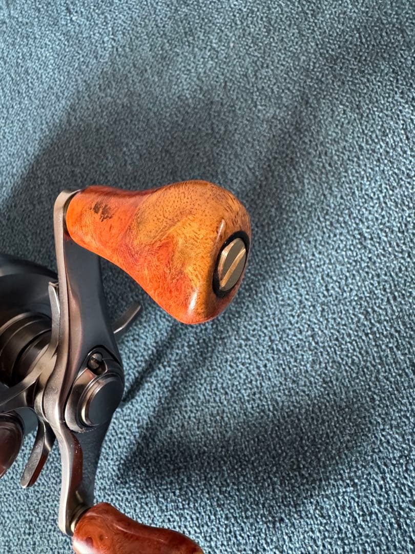 SHIMANO シマノ　カルカッタコンクエストDC200未使用品
