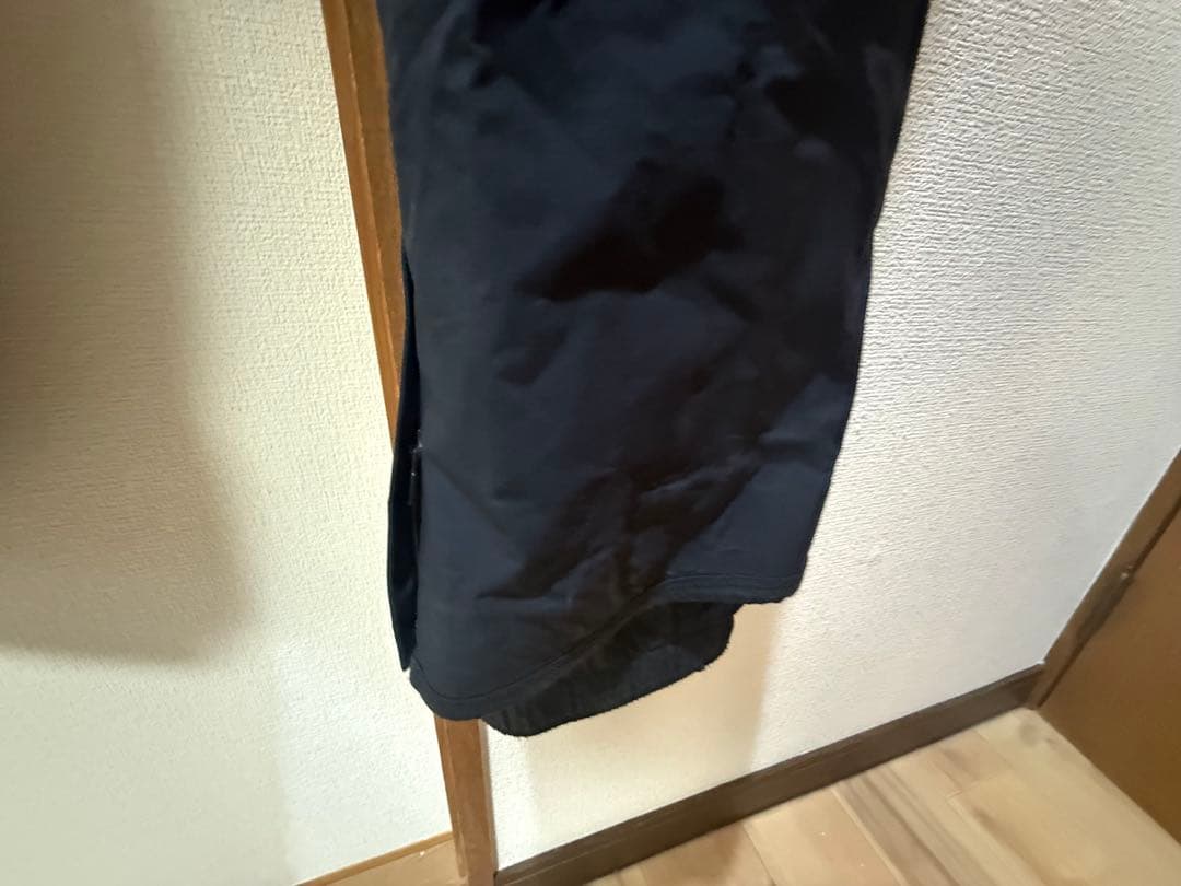 スノーパンツ