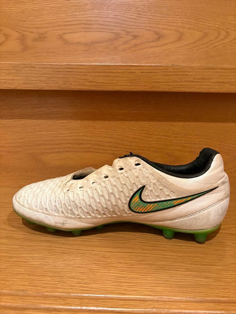 Nike サッカーシューズ ホワイト/グリーン
