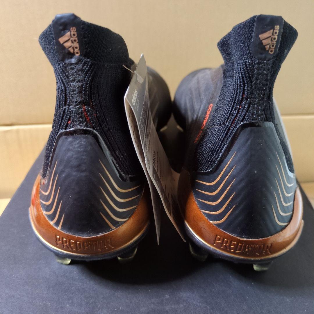 adidas アディダス プレデター 18＋ FG/AG