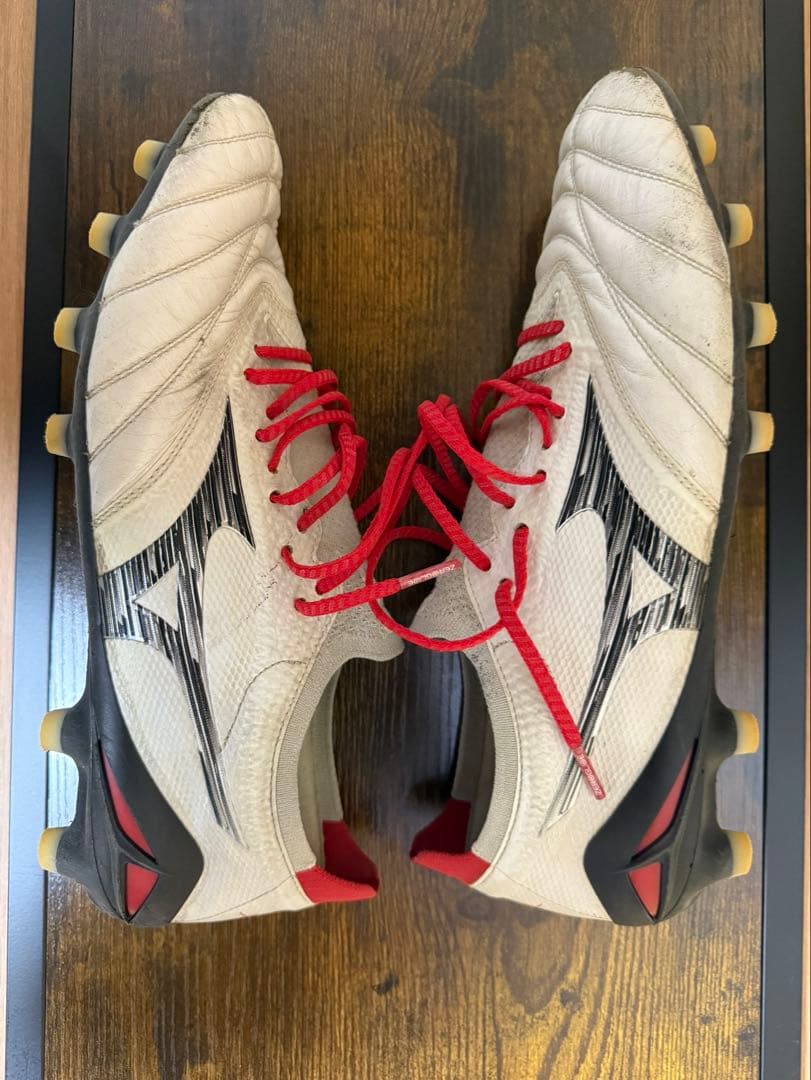しげるMizuno モレリアサッカーシューズ 日本製 ホワイト/レッド