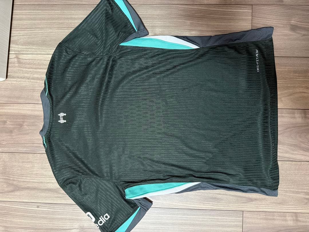 Liverpool Nike DRI-FIT ジャージ Mサイズ