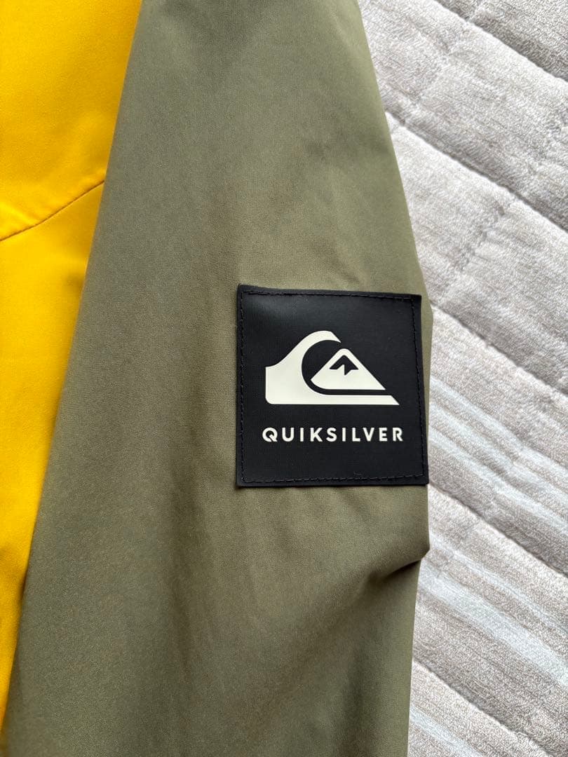 Quiksilver スノーボードジャケット