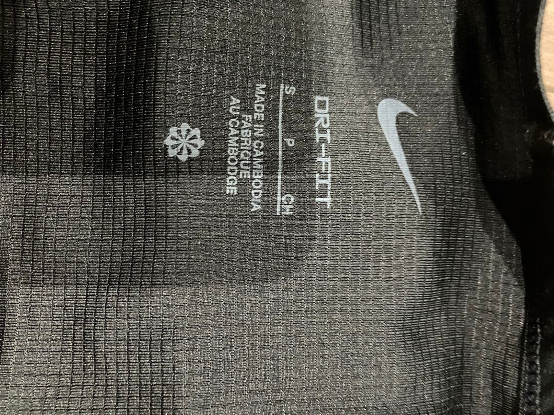 NIKE DRI-FIT 黒ショートパンツ INEOS
