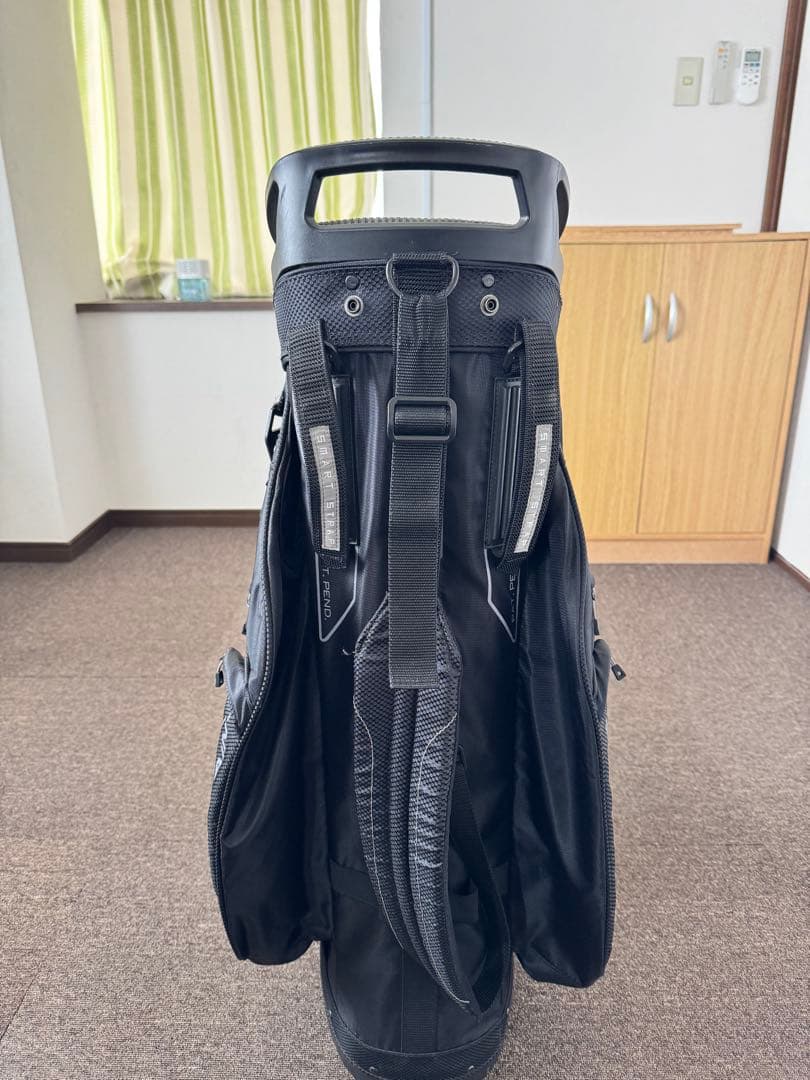 SUN MOUNTAIN C130 ブラックキャディバッグ