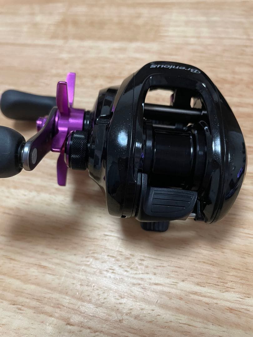 SHIMANO Brenious ベイトリール 左ハンドル