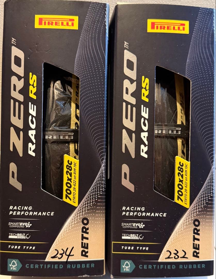 ⬛︎ピレリ P ZERO Race RS 28レトロ 新品2本セット⬛︎