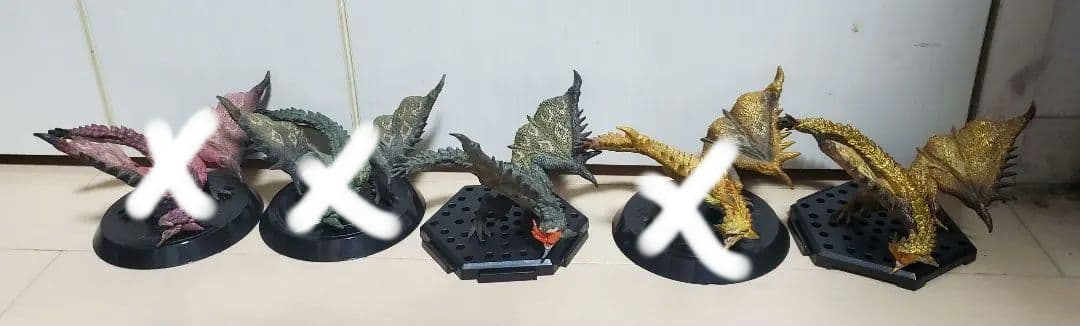 モンスターハンター　モンハン　フィギュア