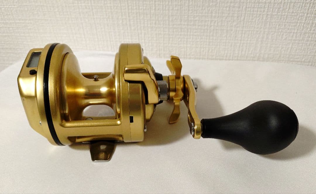 海魂 リール 2000T SHIMANO シマノ 石鯛 鯉 釣り 付属品有り