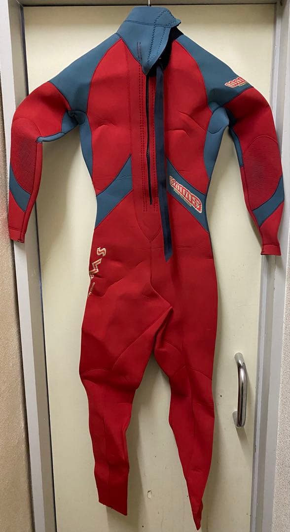 バイアームズ　女性　155cm 40kg 前後　中古