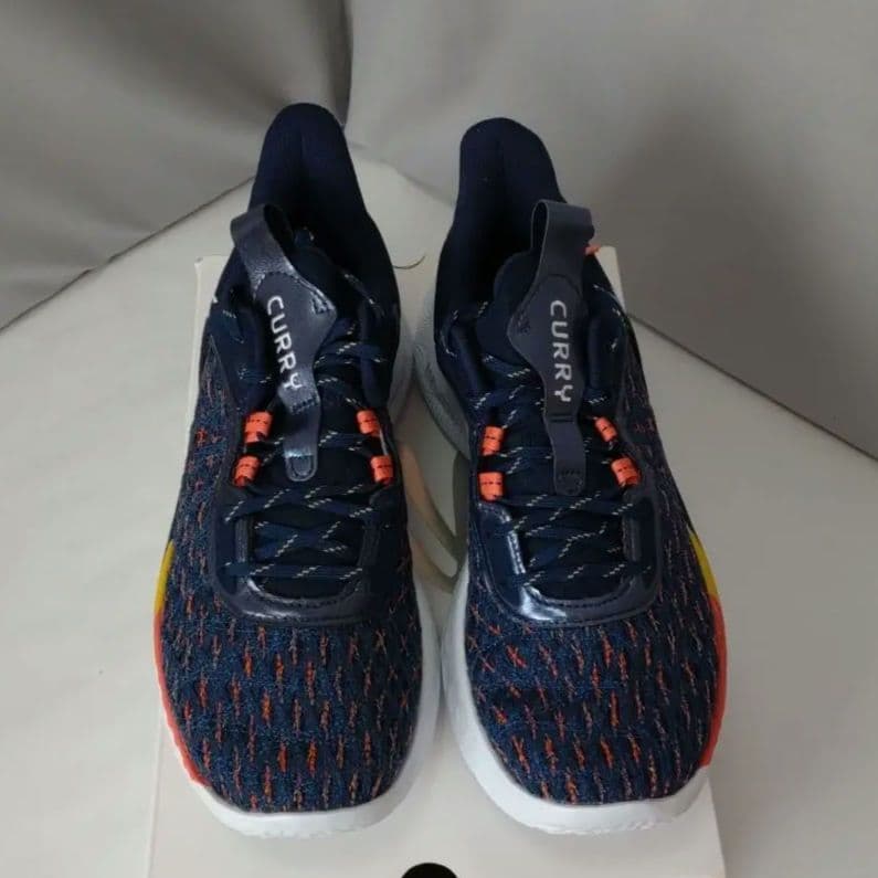＃UNDER ARMOUR curry9 28.5cm US10.5