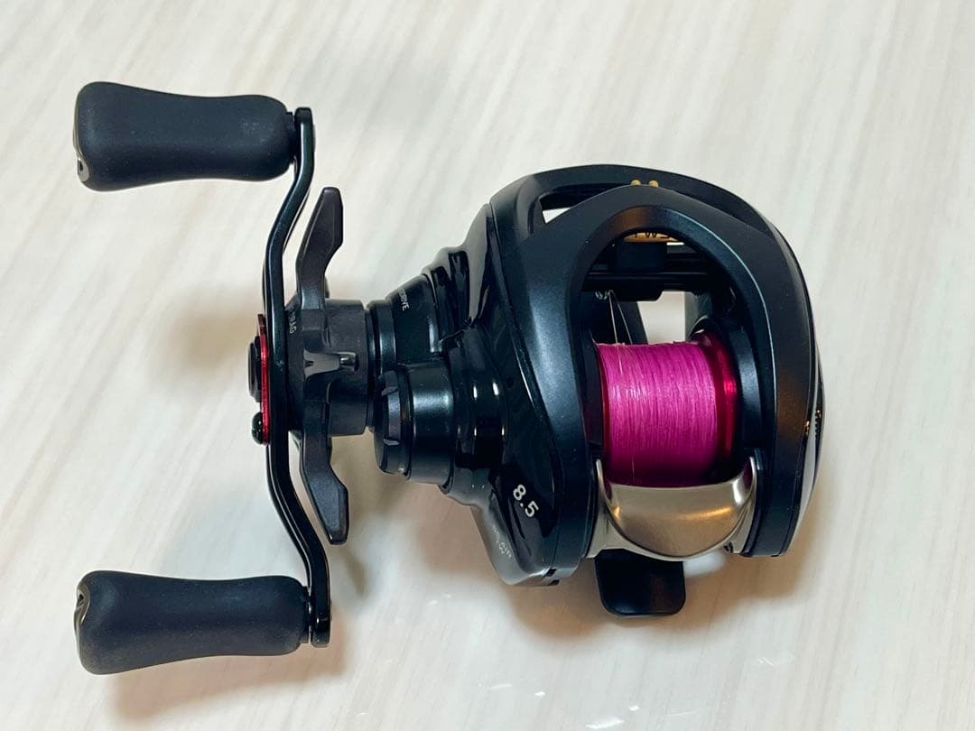 【極美品】SS AIR TW 8.5L （ダイワ） ダイワ