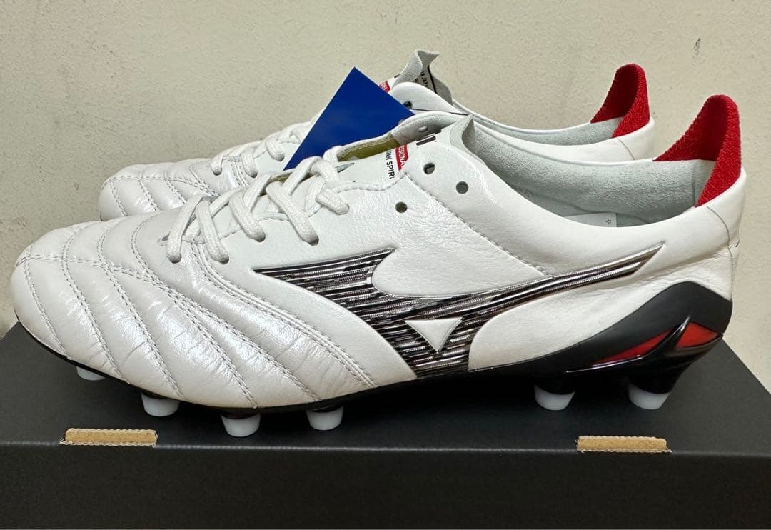 【新品】ミズノ　サッカースパイク　モレリアネオIV JAPAN 26.5㎝