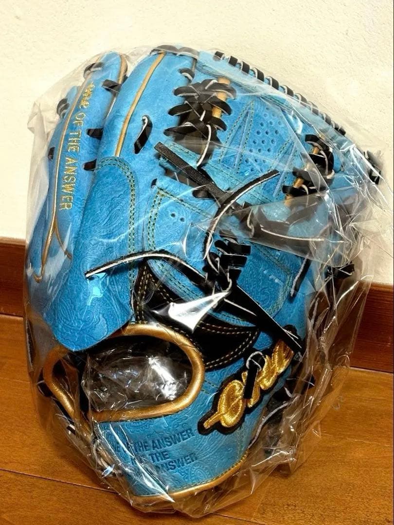 【世界18個限定】ONE OF THEANSER 父の日限定モデル