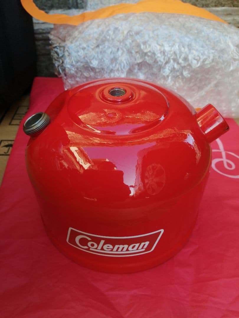 Colemanのランタン3台セット+おまけ3点です