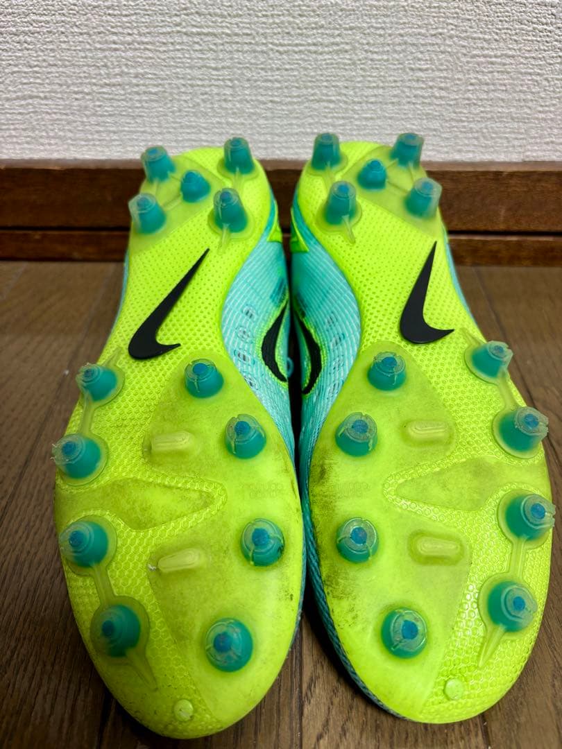 ナイキマーキュリアルヴェイパー14エリートHG