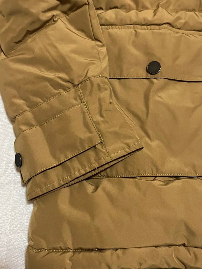 BURTON カーキ ダウンジャケット M