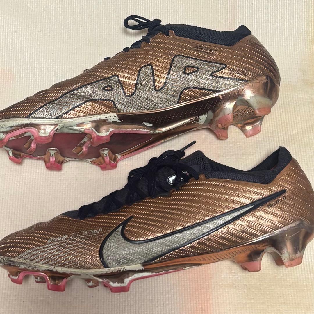 サッカースパイク　マーキュリアル15 ワールドカップ　fg