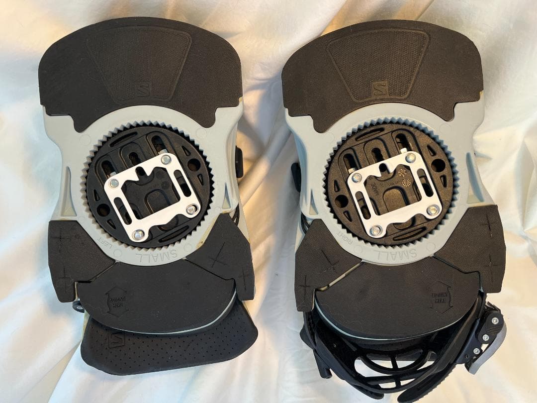 Salomon　サロモン　 District　Sサイズ　中古