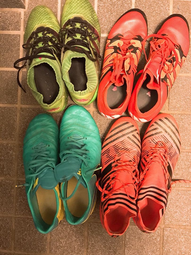 サッカー スパイク まとめ