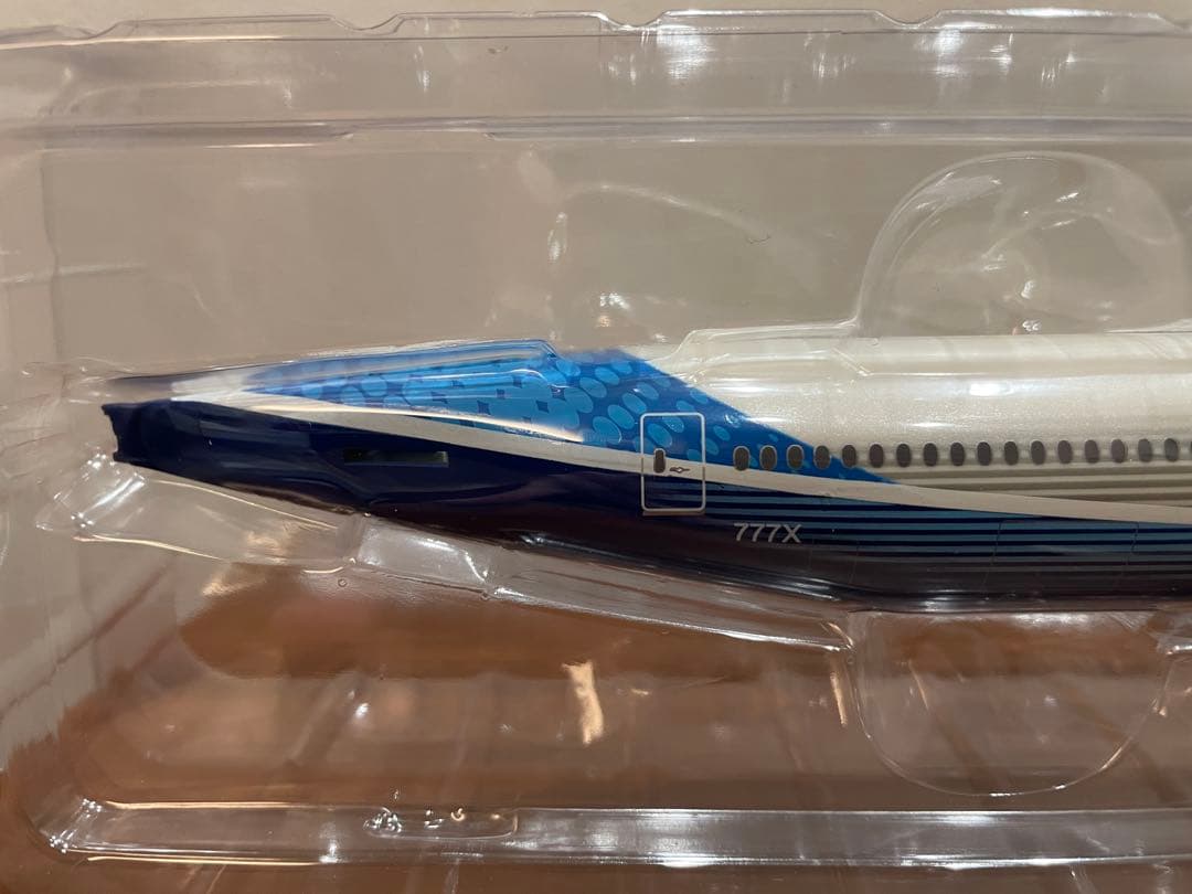 ボーイング公式 777X 777-9 1/200 新品未使用