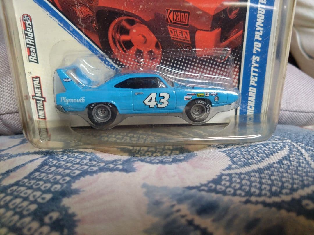 ホットウィール ヴィテージレーシング 　プリムス　スーパーバード　ペティー
