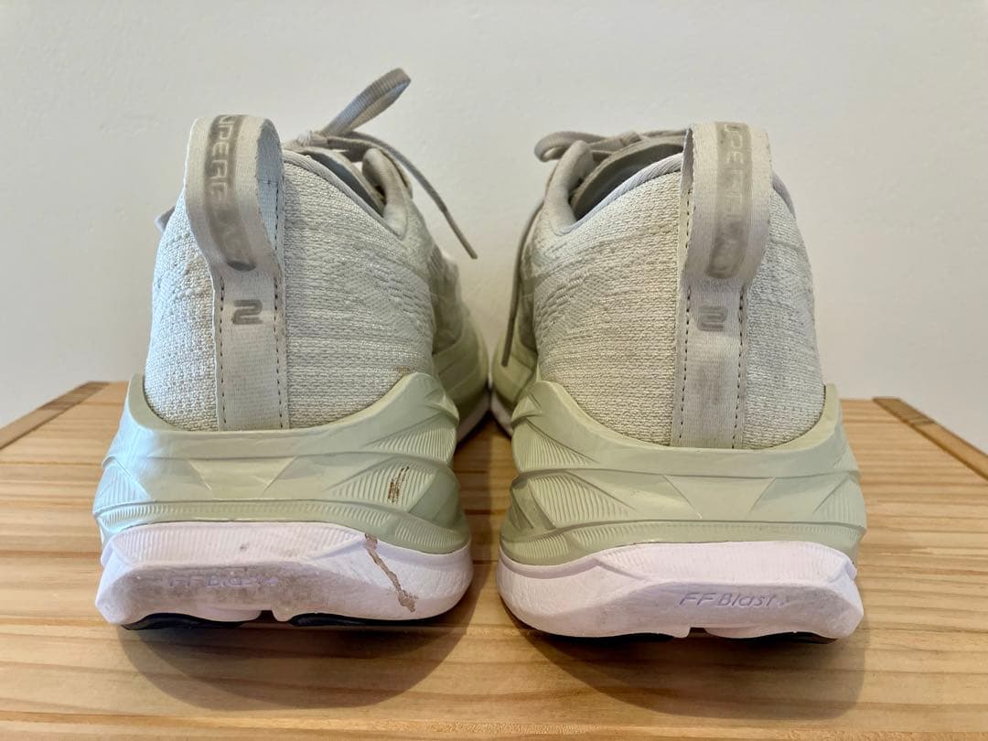 ASICS SUPERBLAST 2 ホワイト/グレー 26.5cm