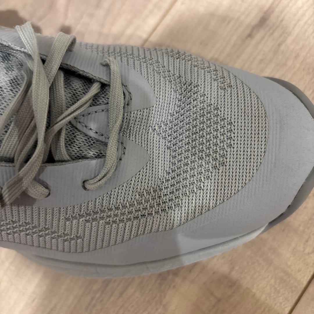 ASICS バスケットボールシューズ　 GLIDE NOVA FF3 グレー