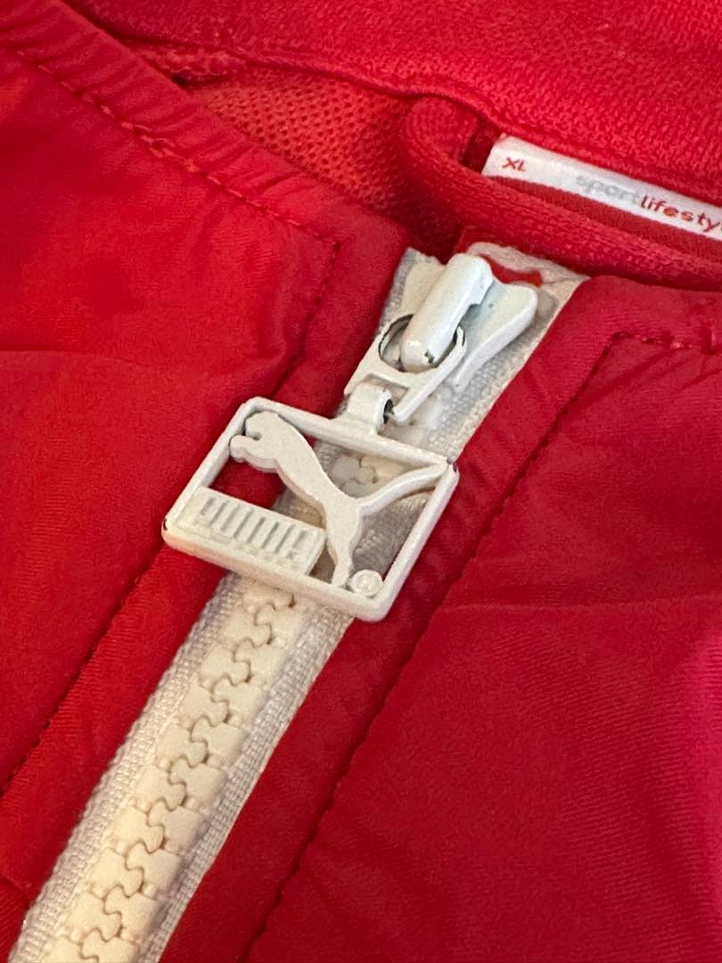 PUMA トラックジャケット(バックプリント有り)