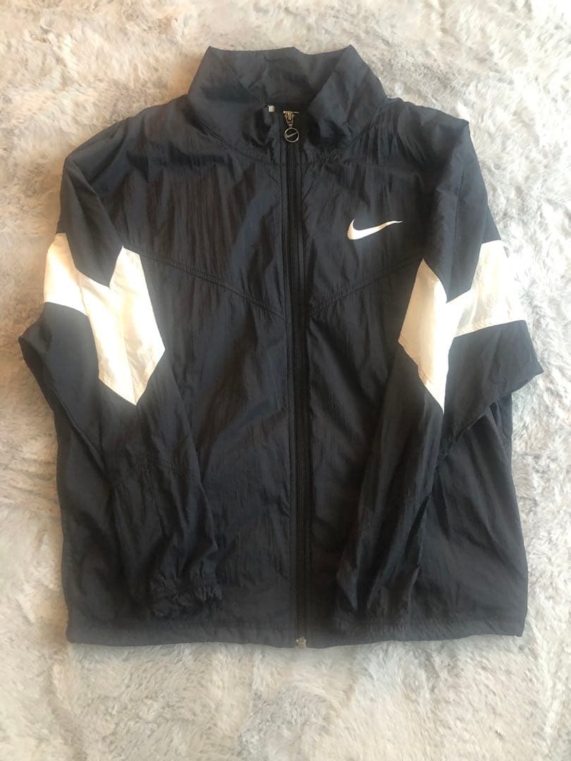 ナイキ　Nike ウィメンズ　ジャケット　s