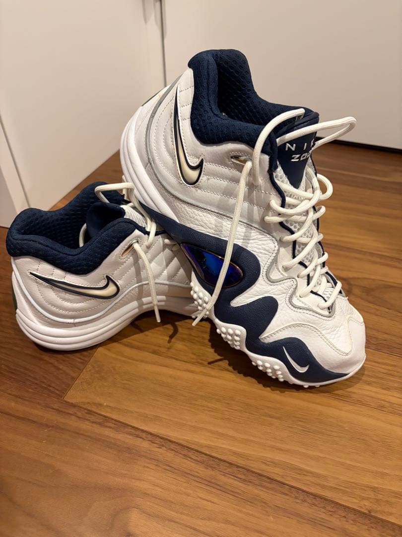 NIKE エアズームアップテンポ5 27センチ　バスケットシューズ