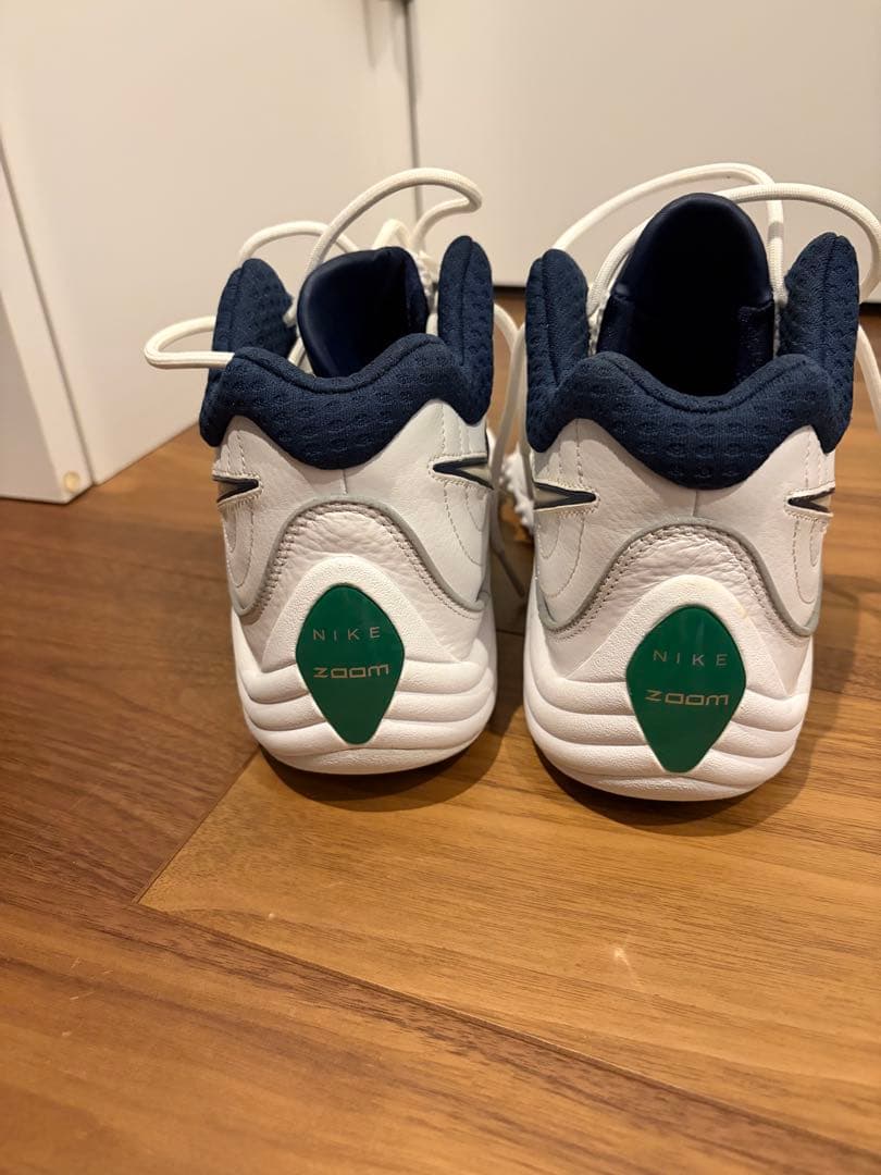 NIKE エアズームアップテンポ5 27センチ　バスケットシューズ