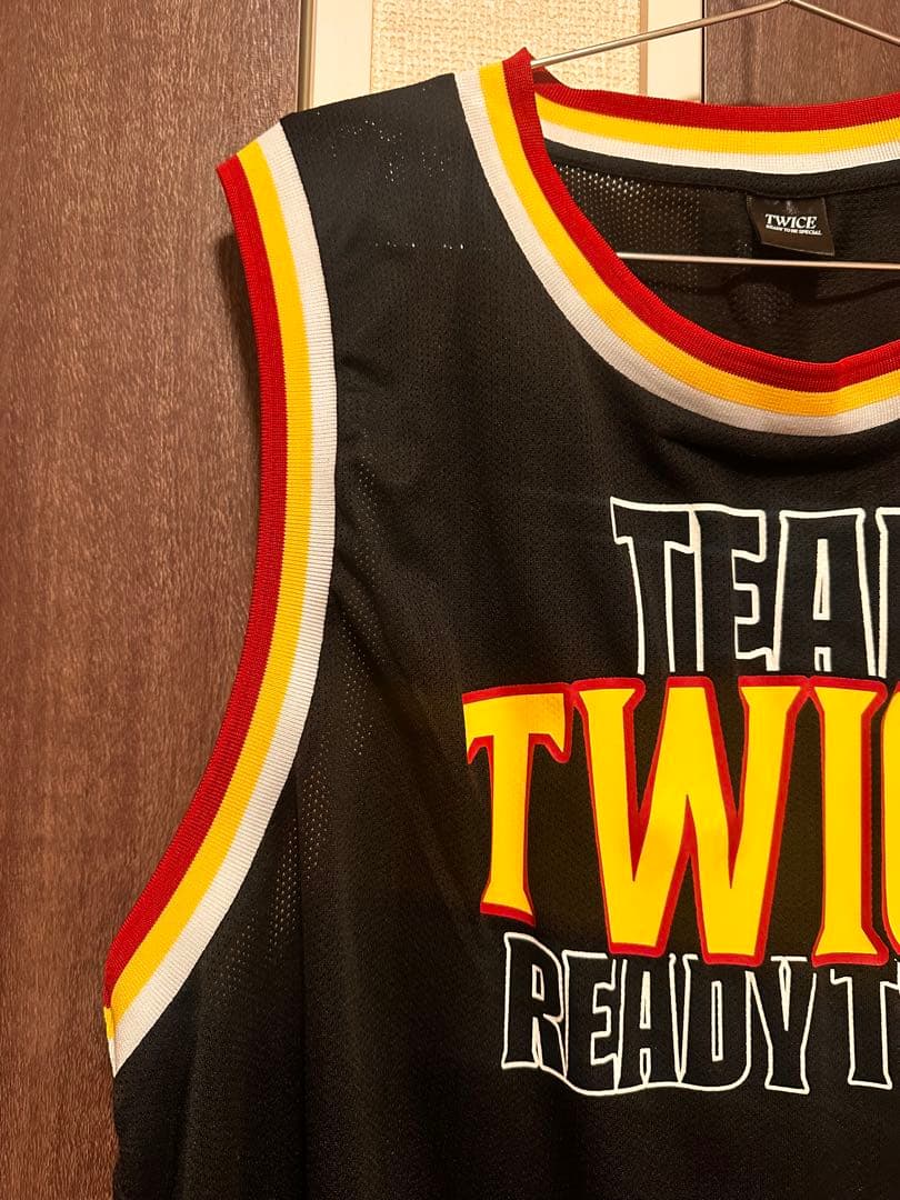 【美品】 TWICE READY TO BE ユニフォームタンクトップ　ダヒョン