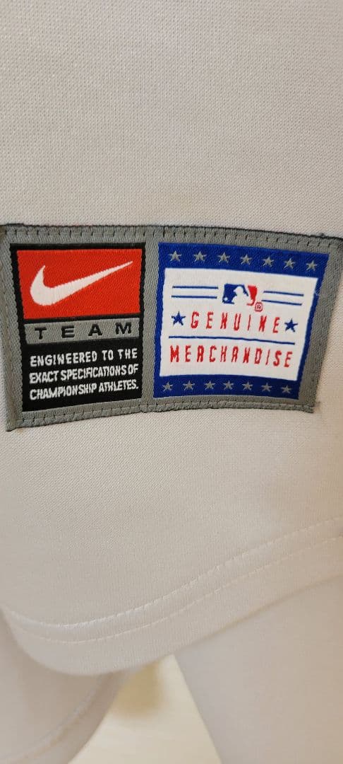 NIKE　ニューヨークヤンキース　ベースボールシャツ