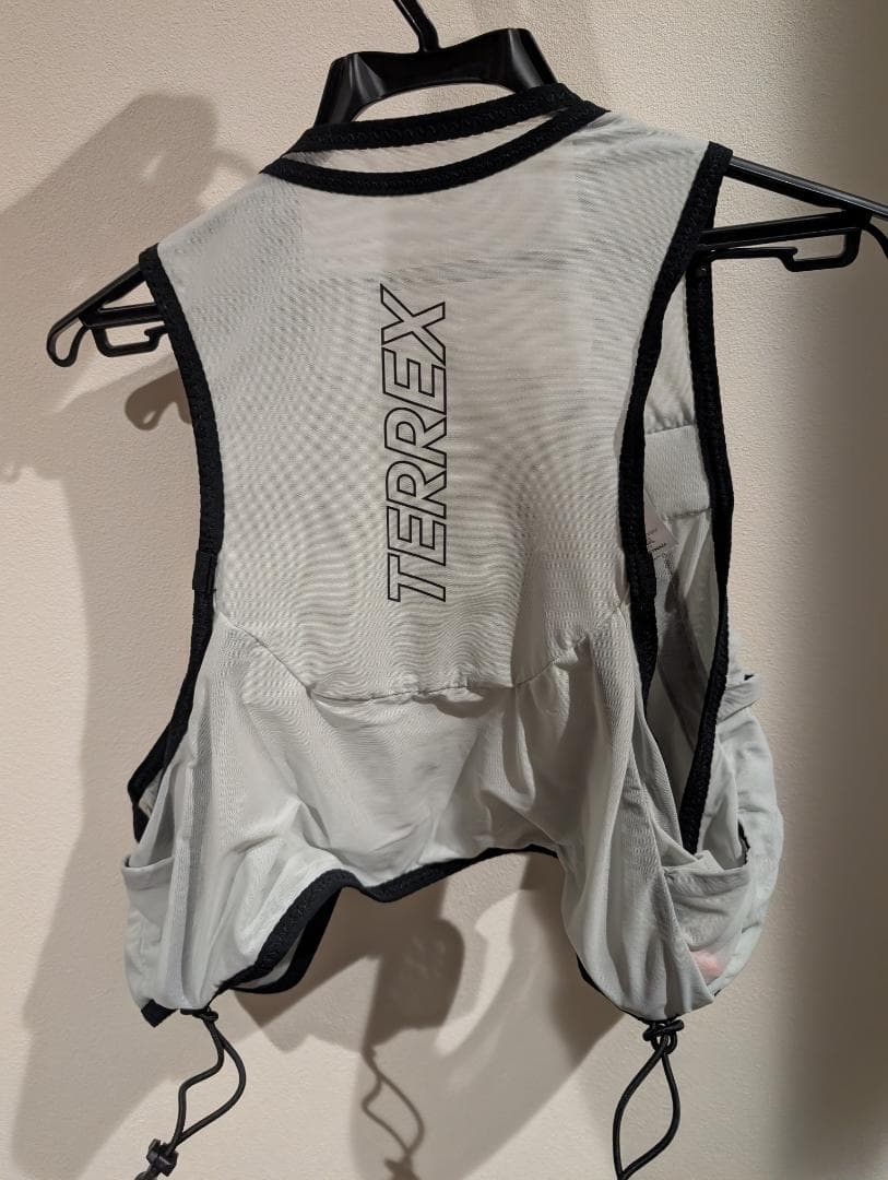adidas TERREX ザックトレイルランニング Mサイズ5Lグレー