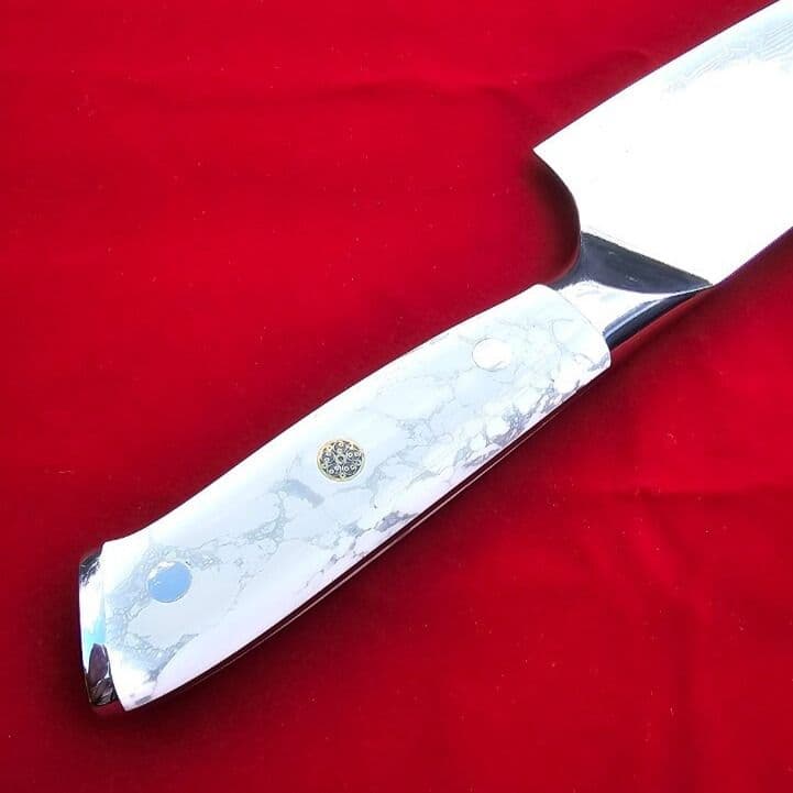 選べるプレゼント付き 牛刀(白ターコイズ) V金10号 67層ダマスカス