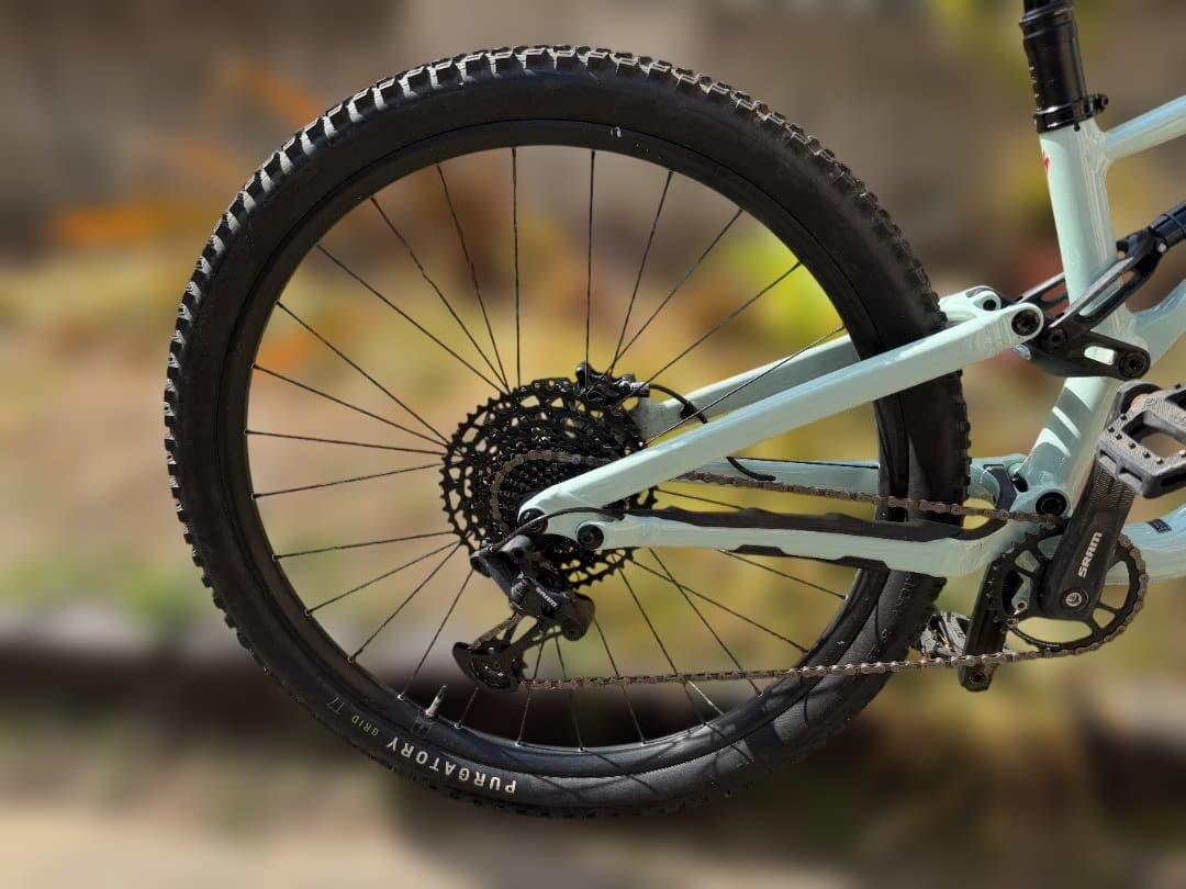 自転車本体 Specialized Stumpjumper Alloy 2022 S2