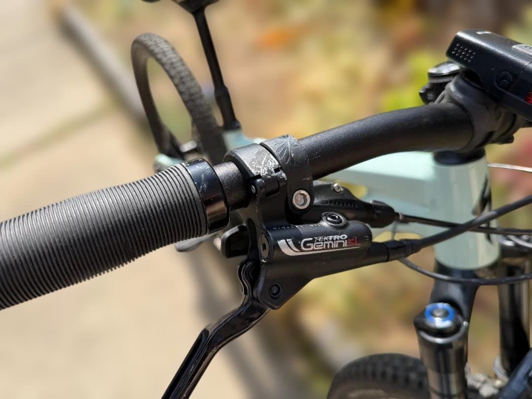 自転車本体 Specialized Stumpjumper Alloy 2022 S2