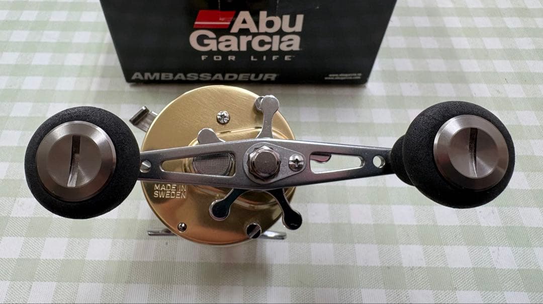 アブガルシア アンバサダー 5500CS ロケット シャンパン Abu
