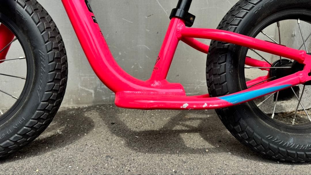 だいおくさま専用　スペシャライズド　HOTWALK アシッドピンク　キッズバイク